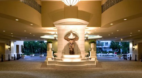 St. Tropez port cochere entrance